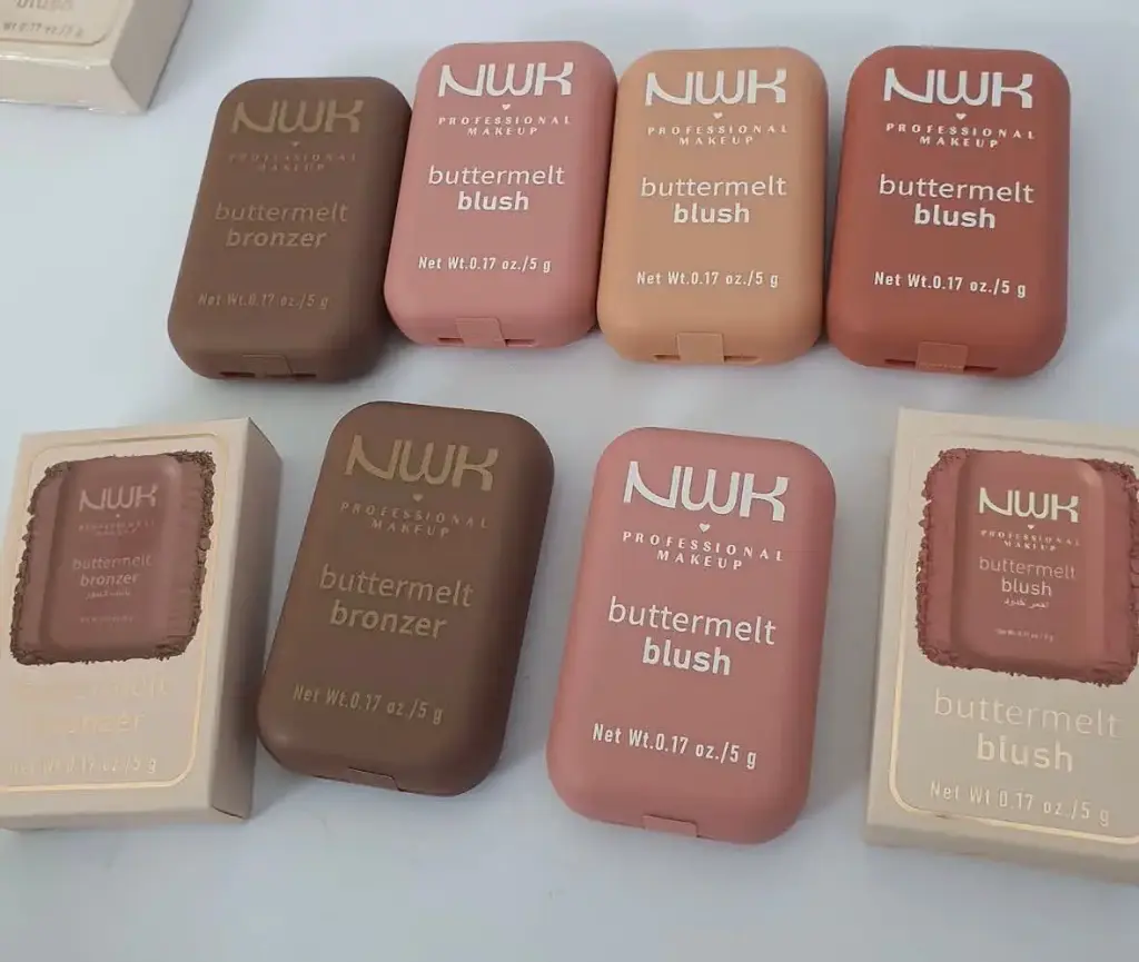 BRONZER BLUSH