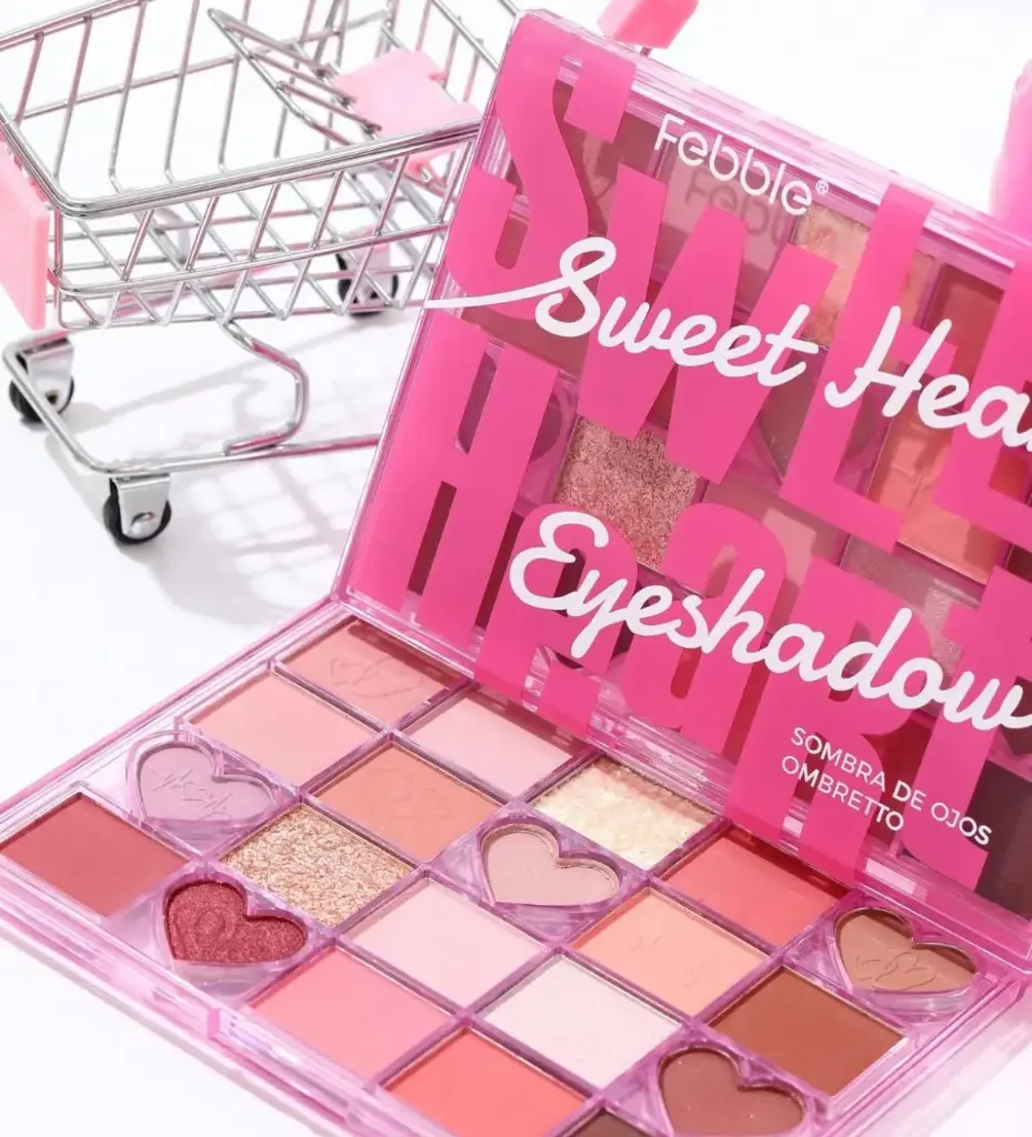 FEBBLE EYESHADOW