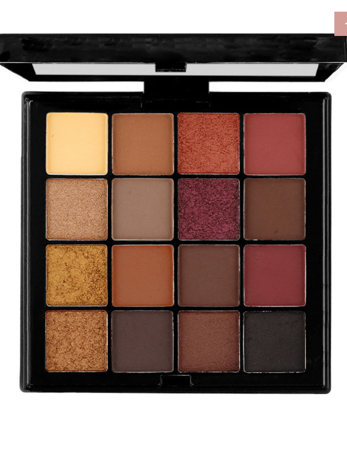 Character Glam Look Eyeshadow Palette 02