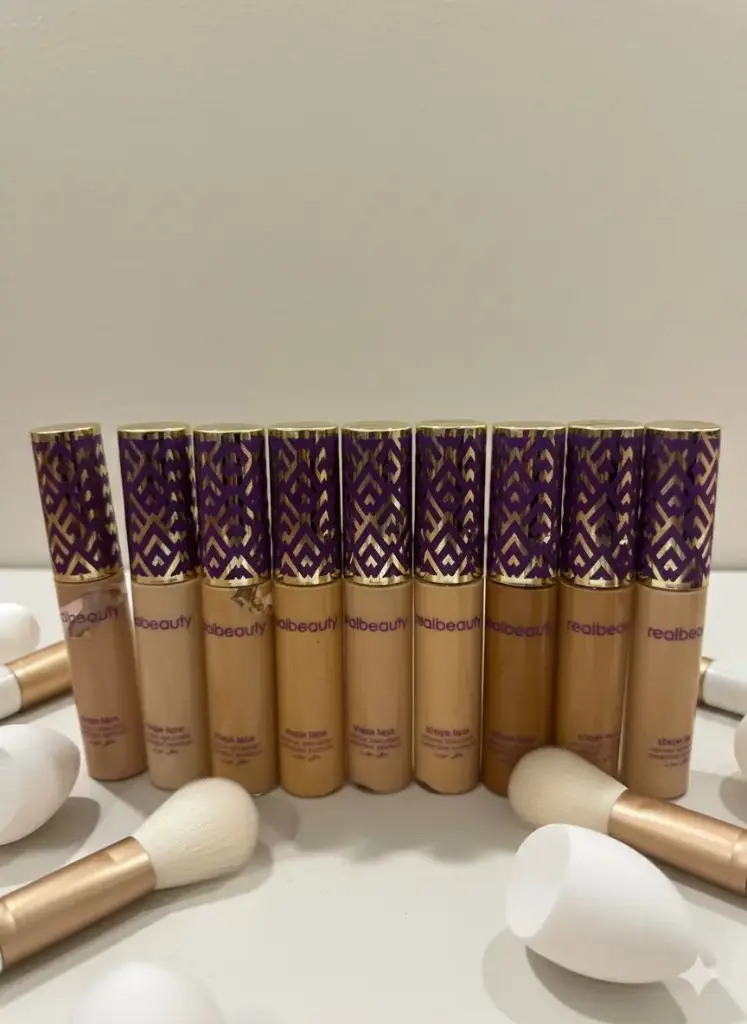 SHAPE TAPE CONCEALER